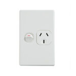 4C | Elegant Single Power Point 250V 10A | Vertical