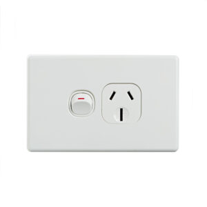 4C | Elegant Single Power Point 250V 15A | Horizontal