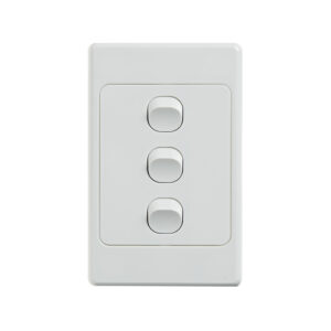 4C | Ultima 3 Gang Switch 250V 16AX - Vertical