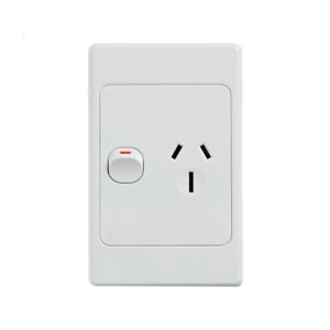 4C | Ultima Single Power Point 250V 15A | Vertical